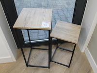Twee bijzettafels met hoogte 55 en 75 cm. - afbeelding 1 van  2