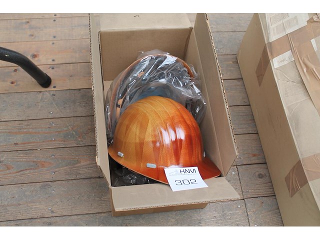 Twee bouwhelmen schuberth. nieuw. - afbeelding 1 van  2