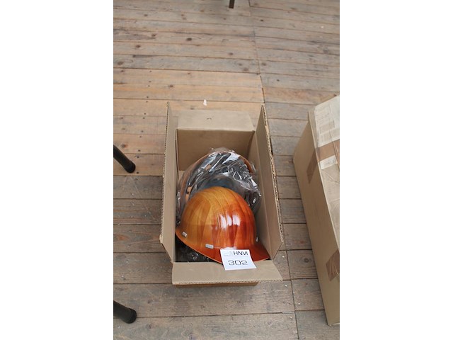 Twee bouwhelmen schuberth. nieuw. - afbeelding 2 van  2