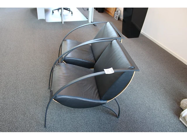Twee design fauteuils karl-friedrich forster - afbeelding 2 van  3