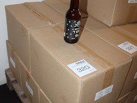 Twee dozen blond 't krut tht 10-2026. totaal 48 flesjes. - afbeelding 2 van  3