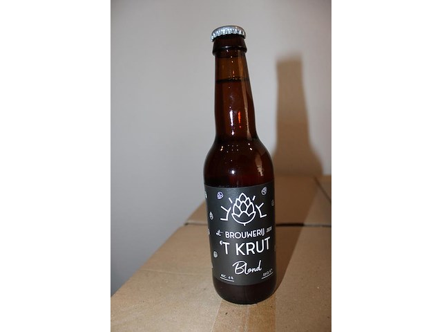 Twee dozen blond 't krut tht 10-2026. totaal 48 flesjes. - afbeelding 3 van  3