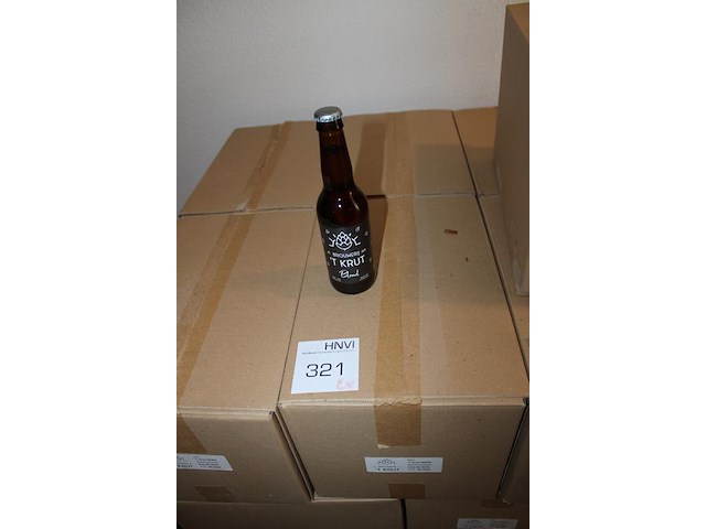 Twee dozen blond 't krut tht 10-2026. totaal 48 flesjes. - afbeelding 2 van  3