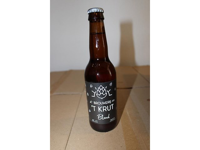 Twee dozen blond 't krut tht 10-2026. totaal 48 flesjes. - afbeelding 3 van  3