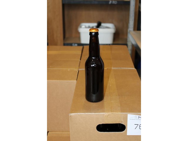 Twee dozen dubbel bier a 24 flessen. tht 1-11-26. - afbeelding 2 van  2
