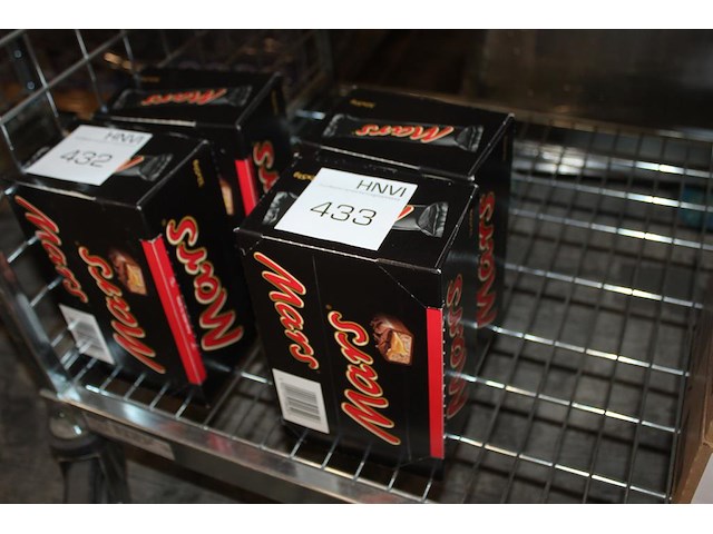 Twee dozen mars. 2x 32 stuks. - afbeelding 1 van  3