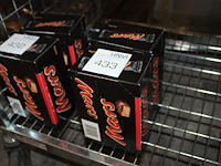 Twee dozen mars. 2x 32 stuks. - afbeelding 1 van  3