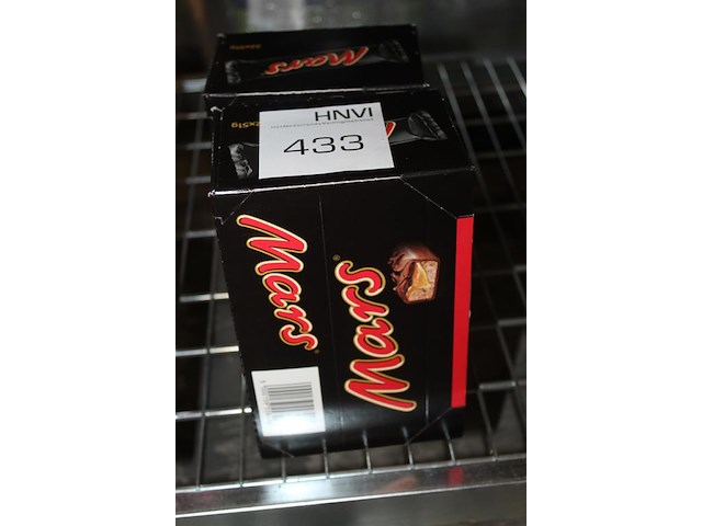 Twee dozen mars. 2x 32 stuks. - afbeelding 2 van  3