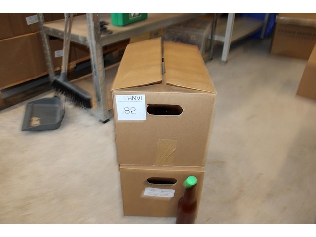 Twee dozen neipa bier a 24 flessen. tht 1-9-26. - afbeelding 1 van  3