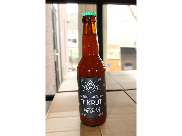 Twee dozen neipa 't krut tht 08-2026. totaal 48 flesjes. - afbeelding 2 van  3