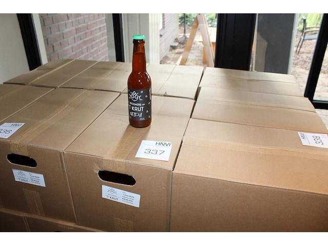 Twee dozen neipa 't krut tht 08-2026. totaal 48 flesjes. - afbeelding 1 van  3