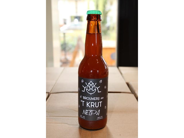 Twee dozen neipa 't krut tht 08-2026. totaal 48 flesjes. - afbeelding 2 van  3