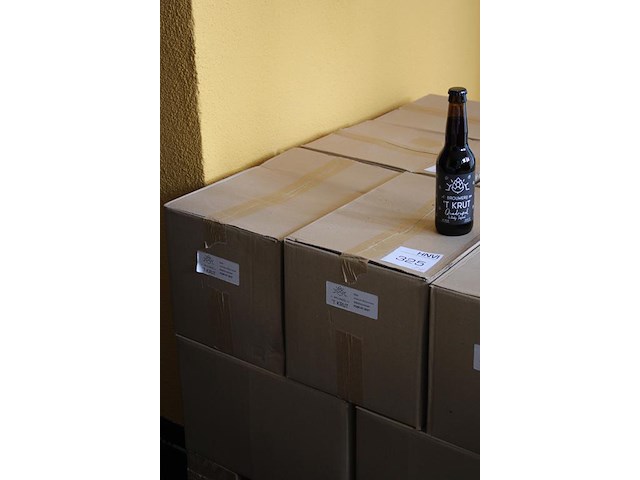 Twee dozen quadrupel whisky infused. totaal 48 flesjes. - afbeelding 3 van  3