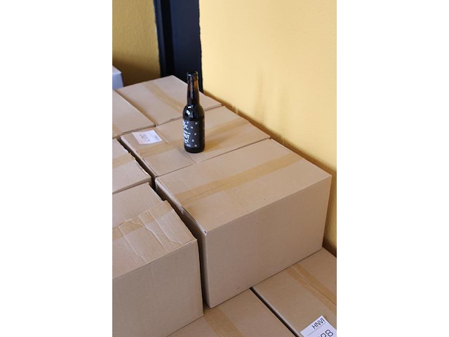 Twee dozen quadrupel whisky infused. totaal 48 flesjes. - afbeelding 3 van  3