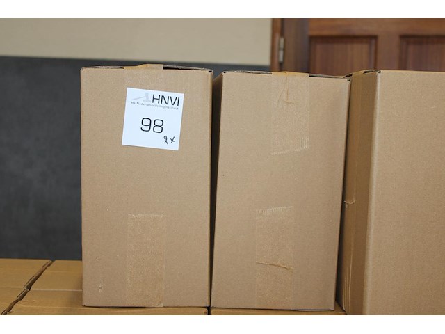 Twee dozen tripel bier a 6 flessen van 75 cl. tht 1-11-26. - afbeelding 1 van  3