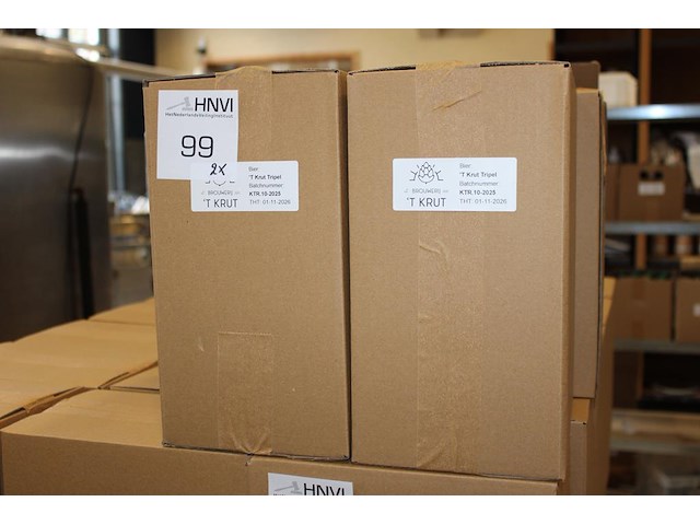 Twee dozen tripel bier a 6 flessen van 75 cl. tht 1-11-26. - afbeelding 1 van  2