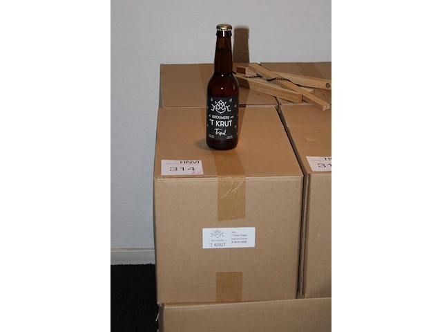 Twee dozen triple 't krut tht 07-2026. totaal 48 flesjes. - afbeelding 3 van  3