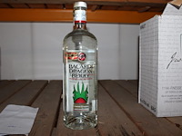 Twee flessen bacardi dragon berry. - afbeelding 1 van  2