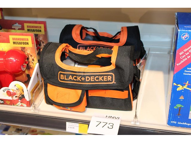 Twee gereedschapssets black decker. - afbeelding 1 van  2