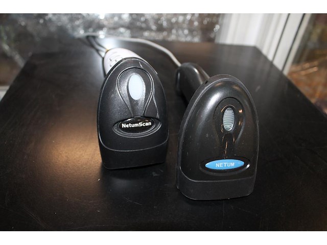 Twee handscanners. - afbeelding 2 van  2