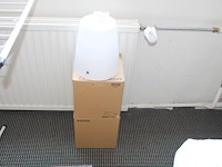 Twee hanglampen ikea basisk. - afbeelding 1 van  2