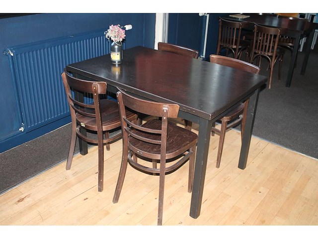 Twee horecatafels met 8 stoelen. afmeting 120 x 80 x 76 cm. - afbeelding 4 van  5