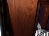 Twee houten tafelbladen met afmeting 120 x 50 x 4 cm. - afbeelding 2 van  2