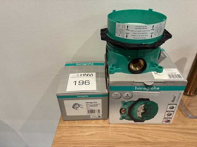 Twee inbouwunits hansgrohe ibox universal en 1x ibox universal 2. - afbeelding 1 van  2