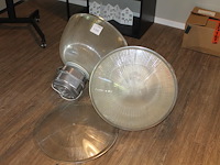 Twee industriële hanglampen met doorsnede 55 cm. - afbeelding 2 van  2