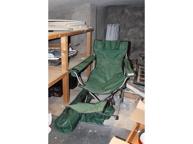 Twee inklapbare relax stoelen met voetensteun cliff&country. - afbeelding 2 van  2