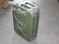 Twee jerrycans 20 liter - afbeelding 3 van  3