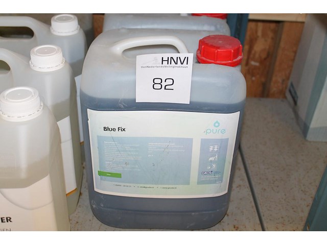 Twee jerrycans a 10l bluefixreiniger pure. - afbeelding 1 van  3