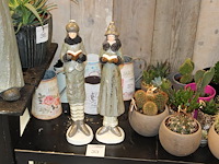 Twee kerst zangers hoogte ca. 50 cm. - afbeelding 1 van  2