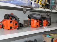 Twee kettingzagen kibani. werking en compleetheid onbekend - afbeelding 2 van  5