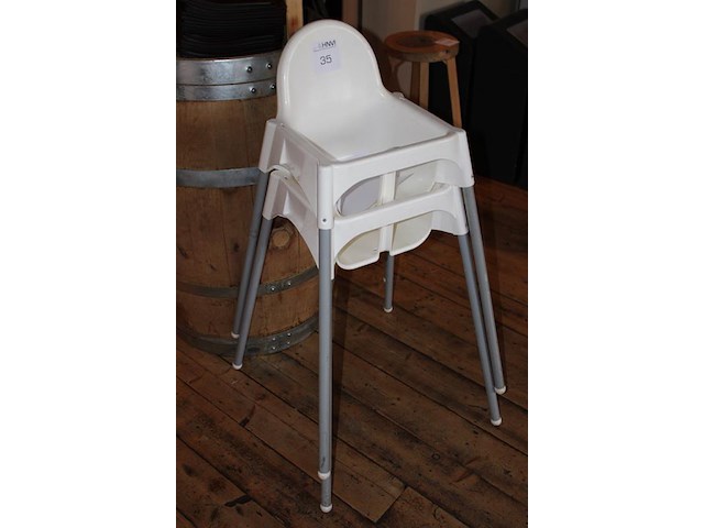 Twee kinderstoelen ikea. - afbeelding 2 van  2