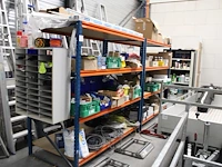 Twee magazijnstellingen met breedte 210 cm. hoogte 200 cm. diepte 100 cm. exclusief inhoud. let op. ophalen...
