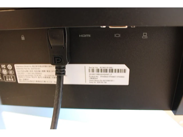 Twee monitoren hp 24 inch. - afbeelding 3 van  3