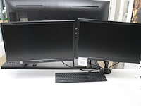 Twee monitoren iiyama 22 inch aan beugel.
