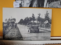 Twee oorlogsprenten w.o. afmeting 80 x 60 cm. - afbeelding 4 van  4