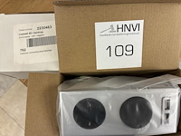 Twee opbouw wandcontactdozen met usb aansluiting. - afbeelding 1 van  1