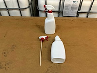 Twee pallets met canyon trigger spuiten en flessen - afbeelding 2 van  6