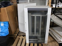 Twee patchkasten ascom, afm. 60 x 37 x 100 cm.