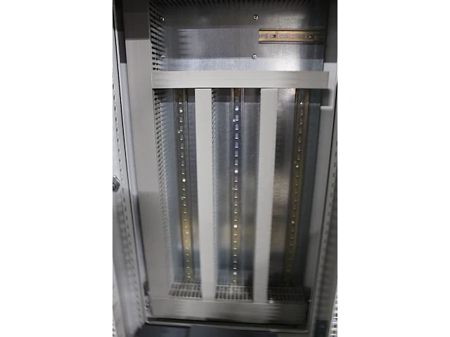 Twee patchkasten ascom, afm. 60 x 37 x 100 cm. - afbeelding 3 van  4