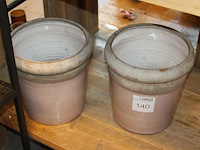Twee plantenpotten doorsnede 30 cm. - afbeelding 1 van  2