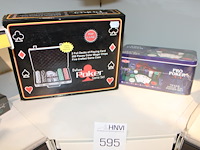Twee pokersets. - afbeelding 1 van  2