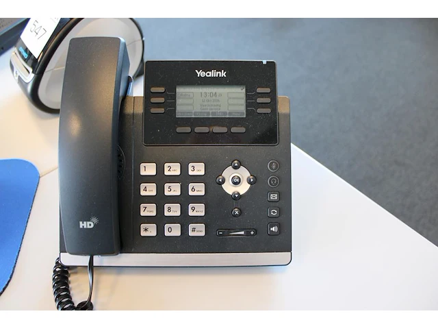 Twee receptietelefoons yealink. - afbeelding 2 van  2