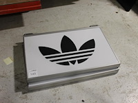 Twee reclame bakken adidas. afm. 79 x 51 cm. - afbeelding 1 van  1