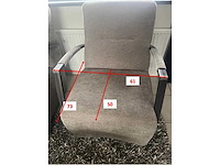 Twee relaxfauteuls in taupekleurige stof, metalen frame (2x) - afbeelding 2 van  4