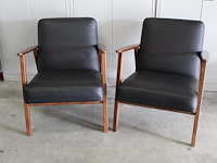 Twee retrolook fauteuils ikea ekenaset met kunstlederen bekleding - afbeelding 2 van  4