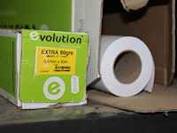 Twee rollen plotterpapier waaronder 50 mtr 80 grs met breedte 61 cm. - afbeelding 2 van  2